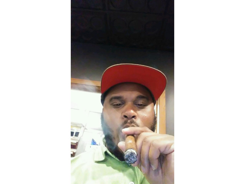 IMG1735627379